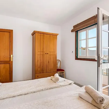 Quiet And Cozy With Ocean View Puerto de Santiago